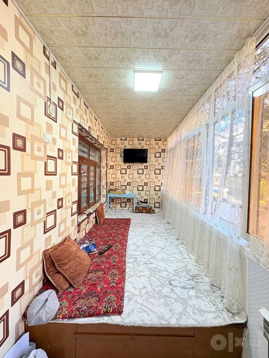 Sharqdan 2 xonali kvartira sotiladi 49900$