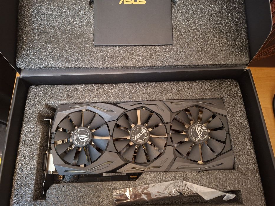 ПРОДАМ 1080ti 11gb от Asus.