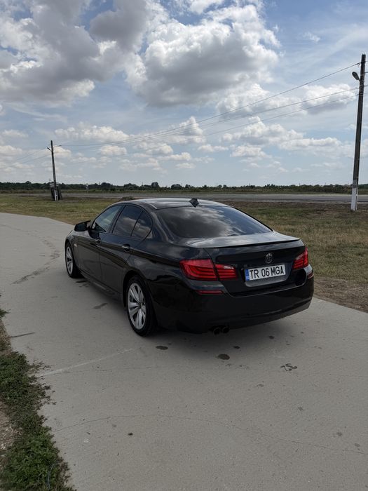 BMW Seria 5 F10 530xd