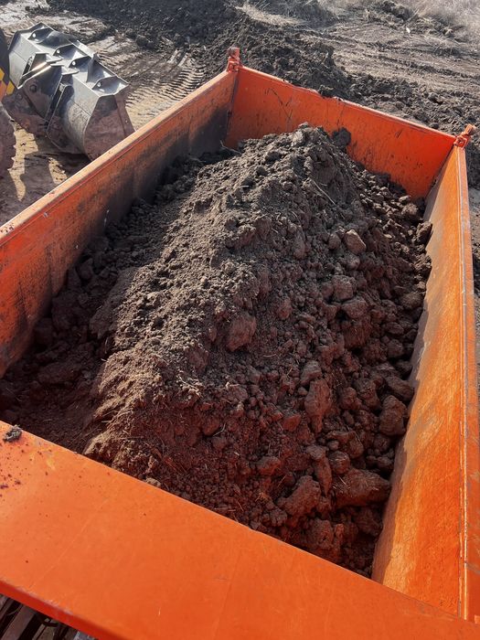 Земля, Чернозем. Камаз 15 тонн