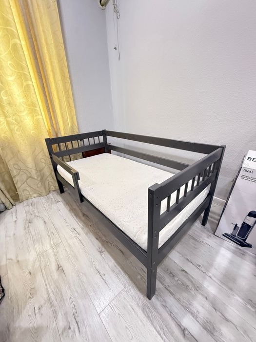 Продается детская кровать.