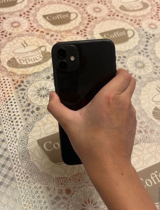 Iphone 11 отличное состояние,128 гб