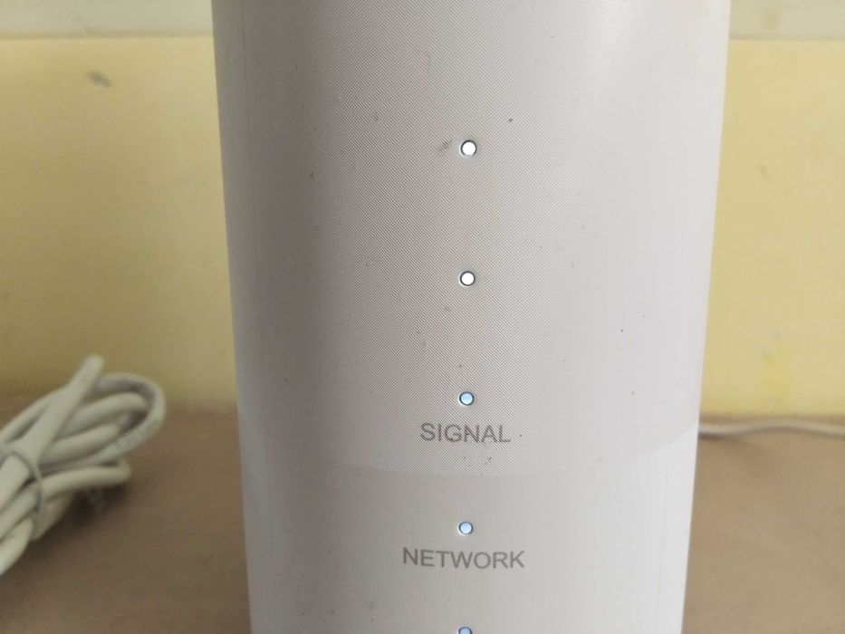 супер як и бърз 5G рутер за мобилен интернет за сим на Иетел