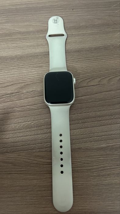 Apple Watch Series 9, 45мм, оригинал , почти новый ,