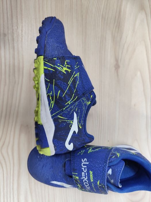 Adidasi Joma pentru fotbal - marime 28