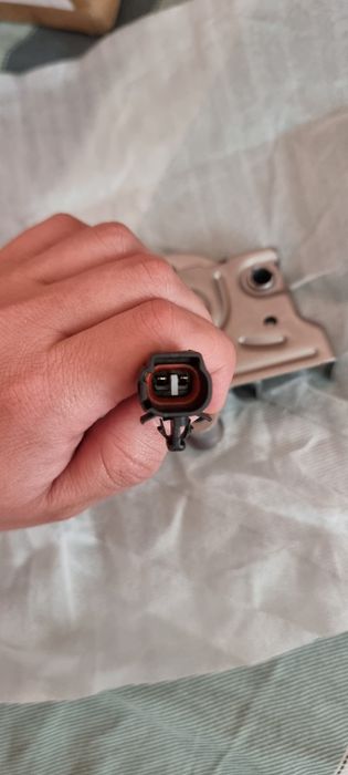 Замок от капота BYD YUAN UP