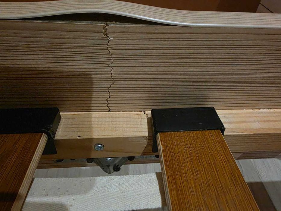 Двухспальная кровать