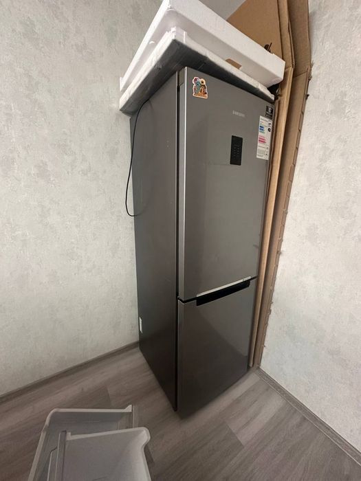 Холодильник samsung