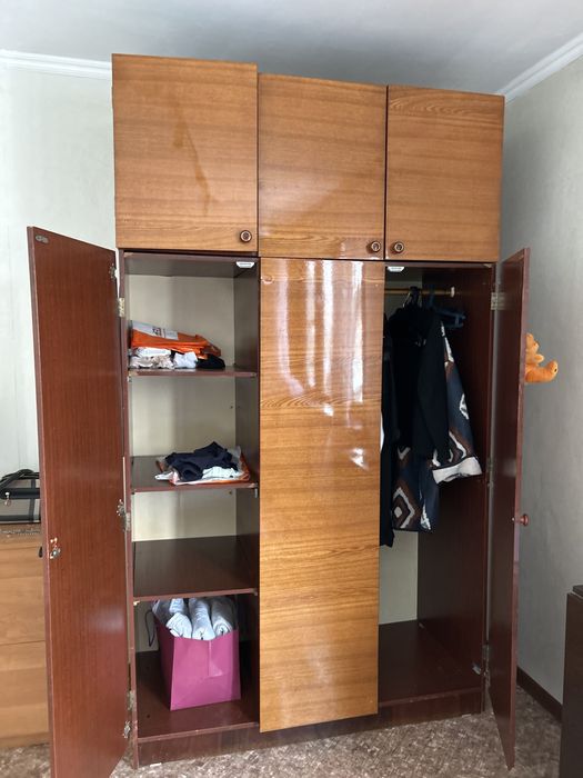 шкаф детства старый