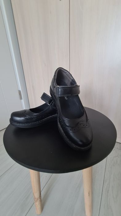 Pantofi piele scoala marime 30