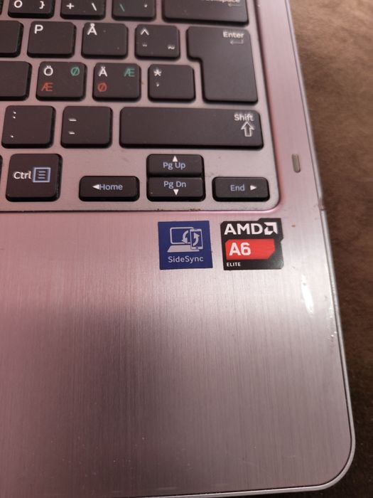 Лаптоп Samsung  в добро състояние