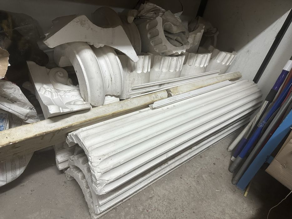 Декоративные колонны из гипса