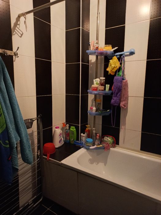 Продам 2-хкомнатную квартиру