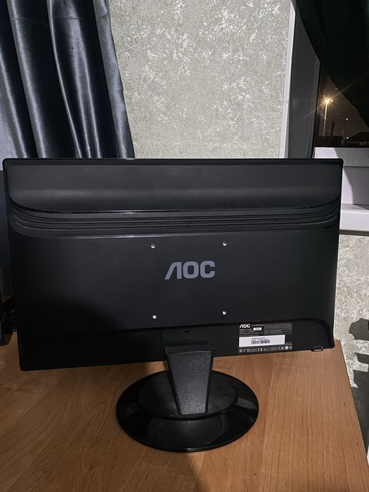 монитор AOC за 7к