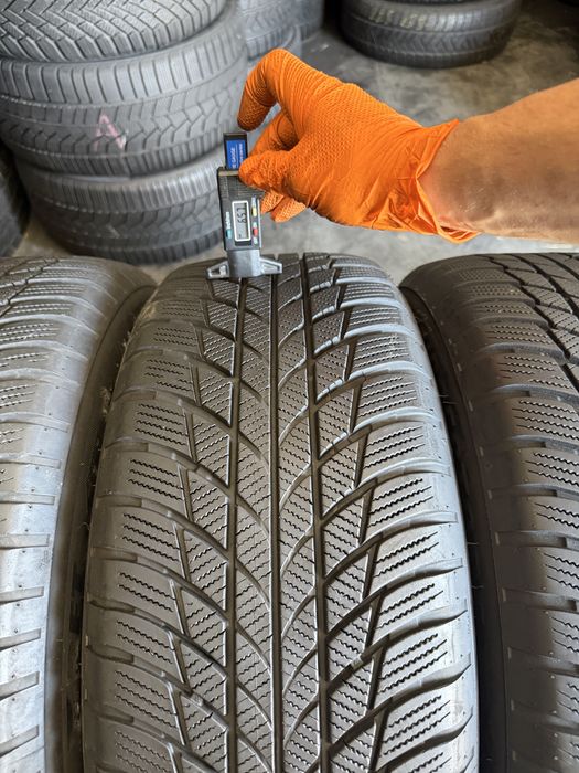 4 anvelope iarna 225/55/17 , Bridgestone , RunFlat , 6.5 mm