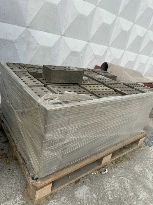 Кирпич полуторный