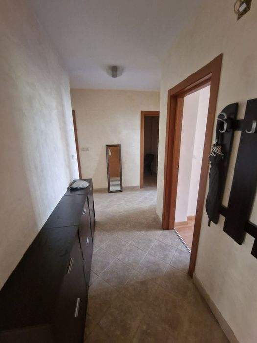 Дава се под наем Тристаен апартамент в София, Лагера - 142 кв.м за 1150 € - Снимка #2