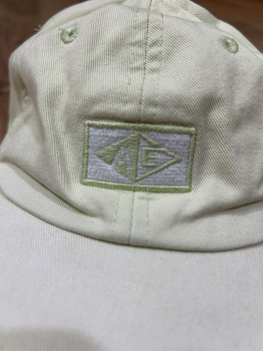 Шапки с козерка- Levis/MK/AE