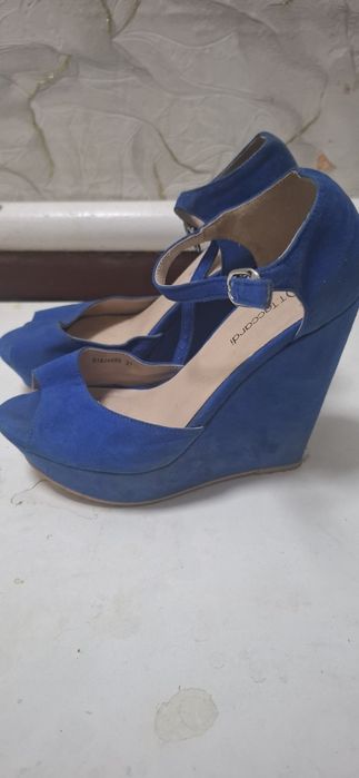 Продам туфли платформа