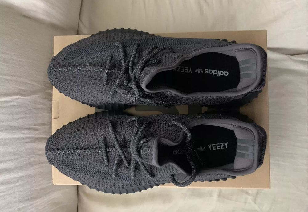 Обувки Adidas Yeezy Boost 350 V2 Black Reflective