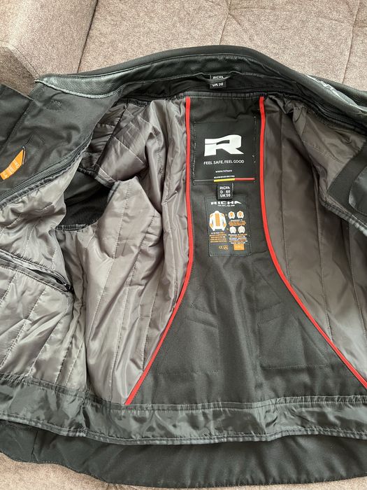 Мото яке и пантало Richa