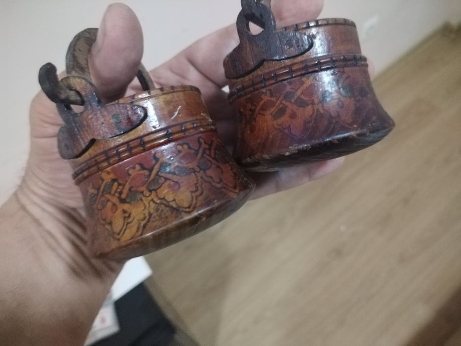 Малки дървени менчета