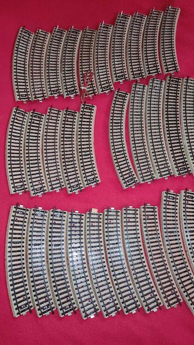 linii sine trenulet MARKLIN scara ho/ 16.5 mm pt. trenulet electric