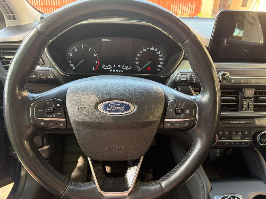 Ford Focus Titanium Business 1.0 Ecoboost 125 CP