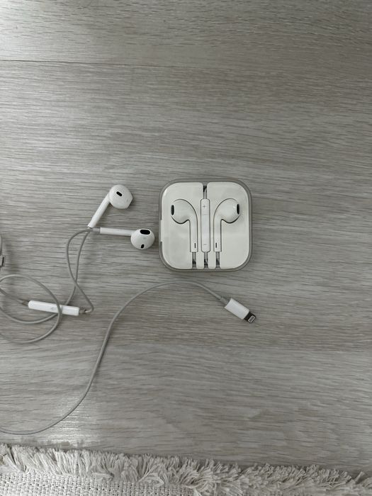 Наушники Earpods Lightning