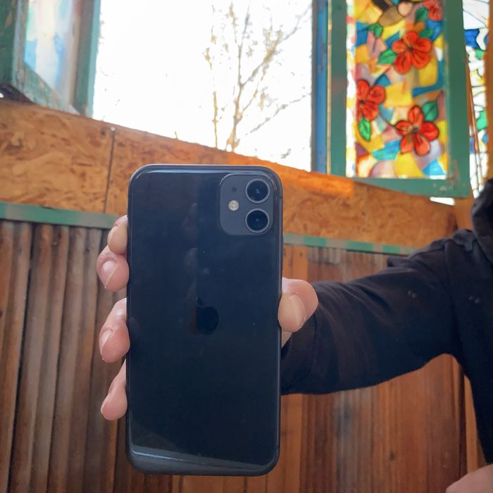 Обмен iphone 11 на модель ниже