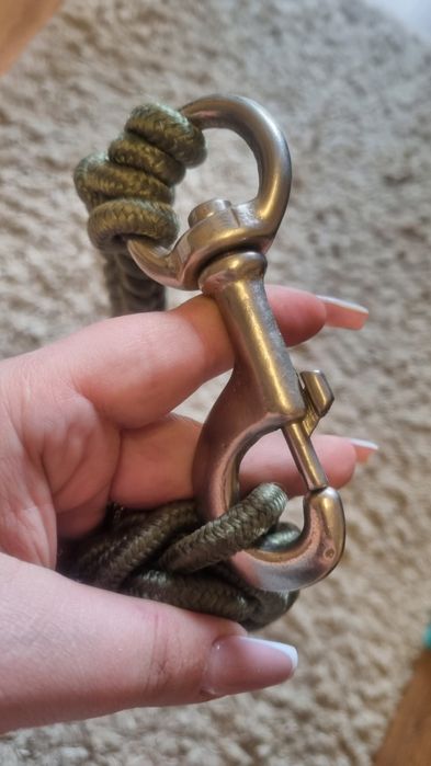 Продам новый поводок