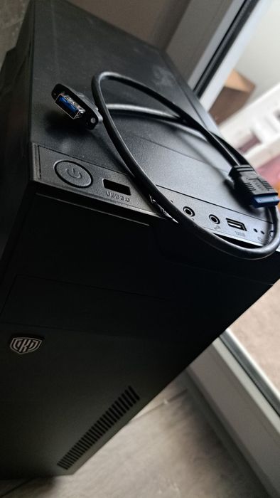 Компютър(без hdd/ssd) + части за компютър