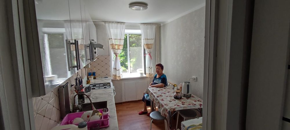 Продам 2 комнатную квартиру