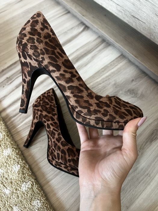 Леопардови токчета Tamaris