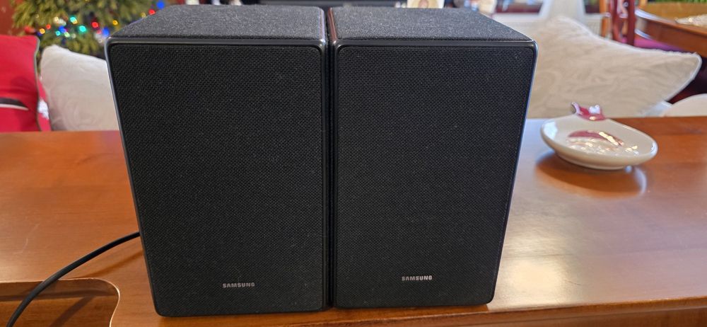 Soundbar SAMSUNG HW-Q950A - subwoofer plus 2 boxe surround