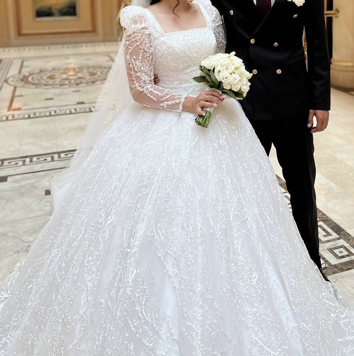 Свадебное платье