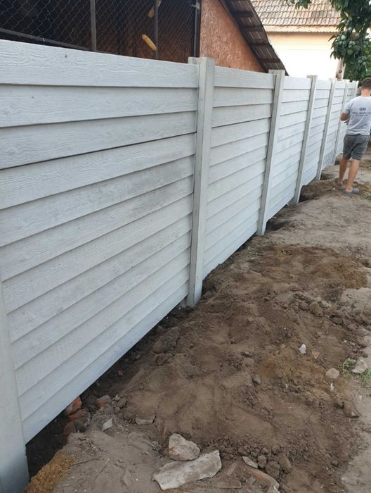 Meseriasi in constructii garduri de peste 10 ani, construim începând d