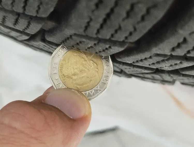 Джанти с два комплекта гуми свалени от BMW E90 325