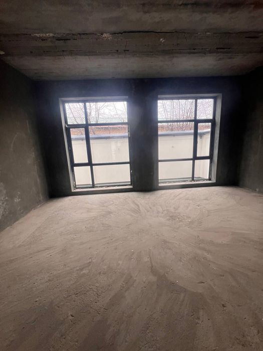 Kotejj Sotiladi 3 qavatlik