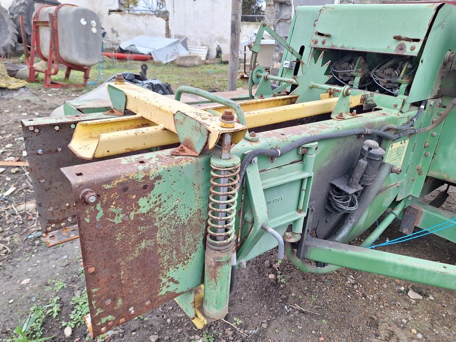 Vand sau schimbBalotiera JOHN DEERE