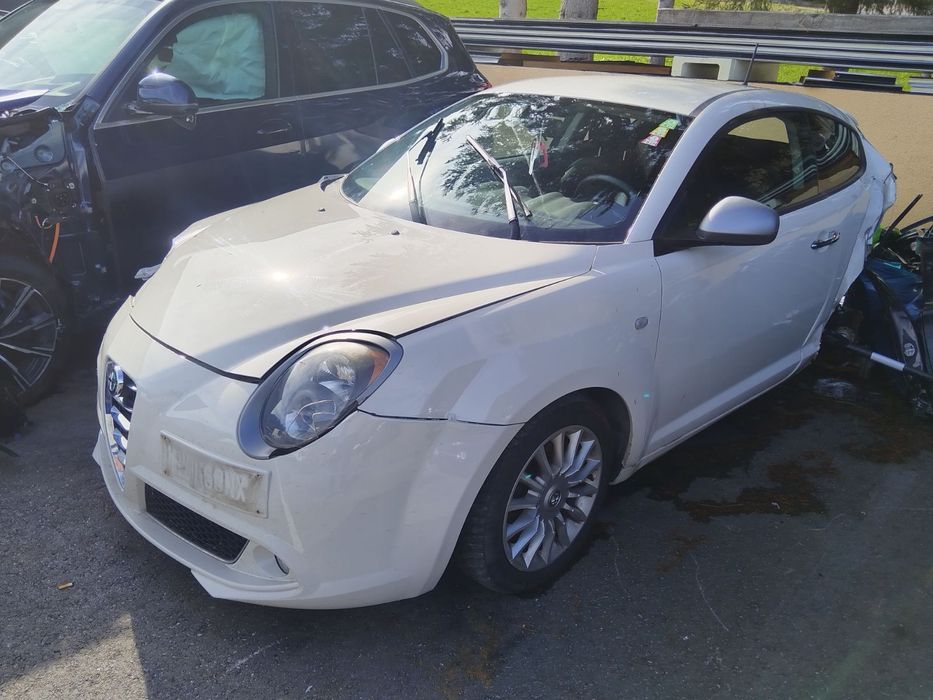 Alfa romeo mito 1.3jtdm 62kw 199b4000 84кс за части
Alfa romeo 1.