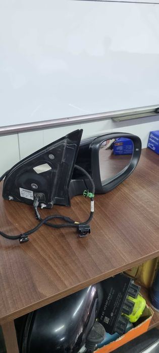 Oglinda dreapta VW Golf 6 Hatchback  de  europa volan stanga