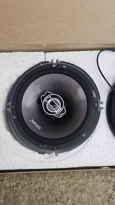 Продам динамики на двери