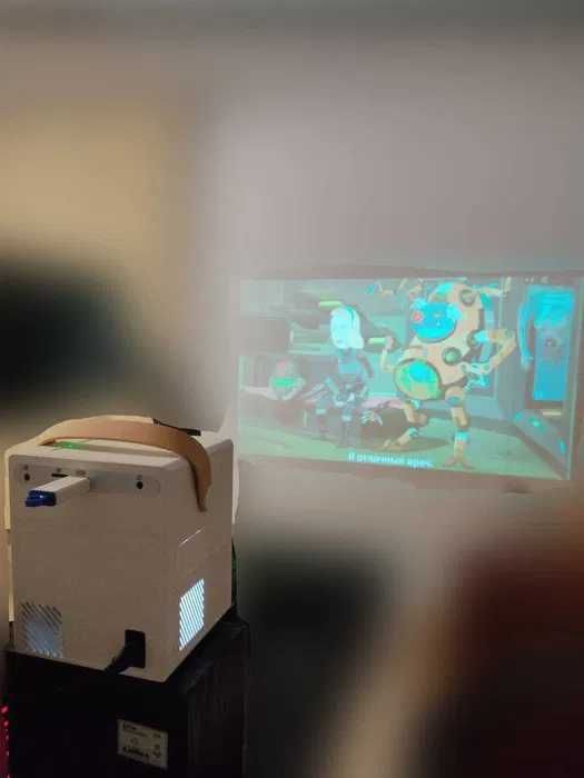 Проектор портативный