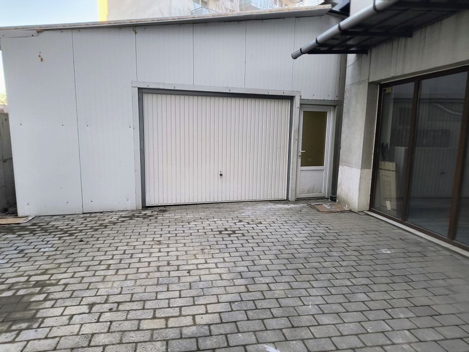 Se oferă spre închiriere spațiu de depozitare sau garaj