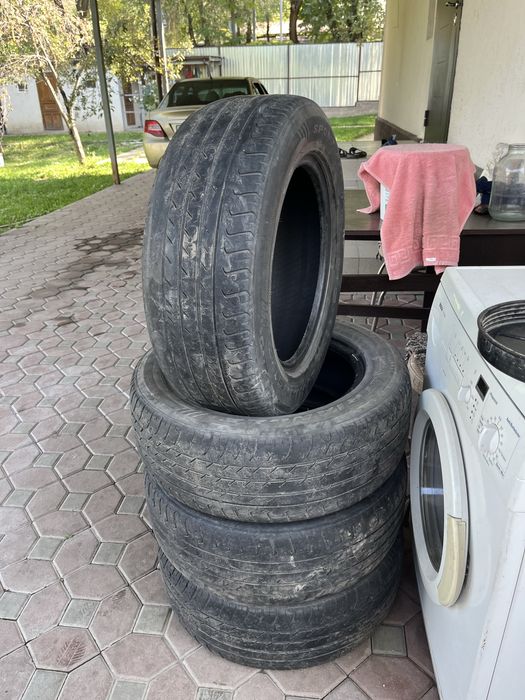 Продам шины летние 215/65/16