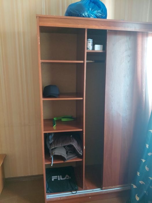 Продам спальный гарнитур