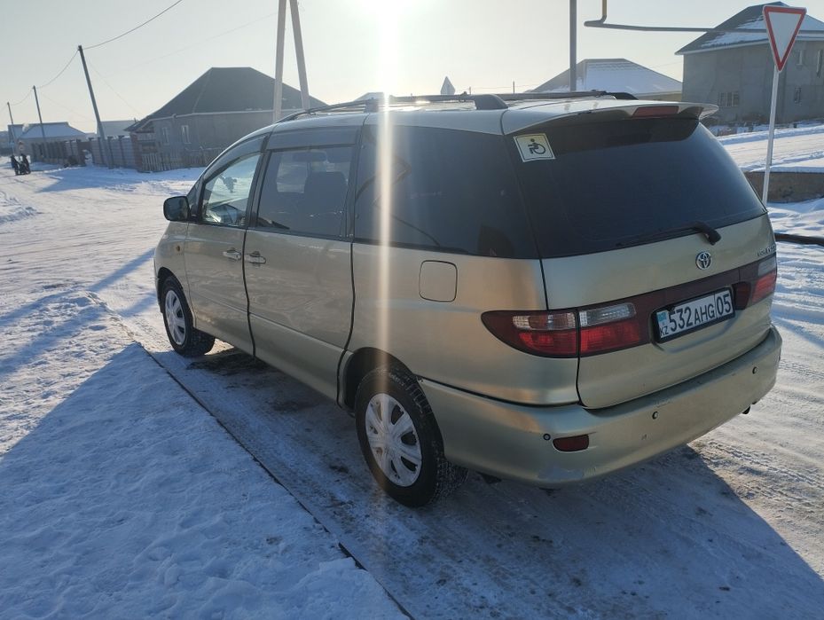 Продам тайота превия