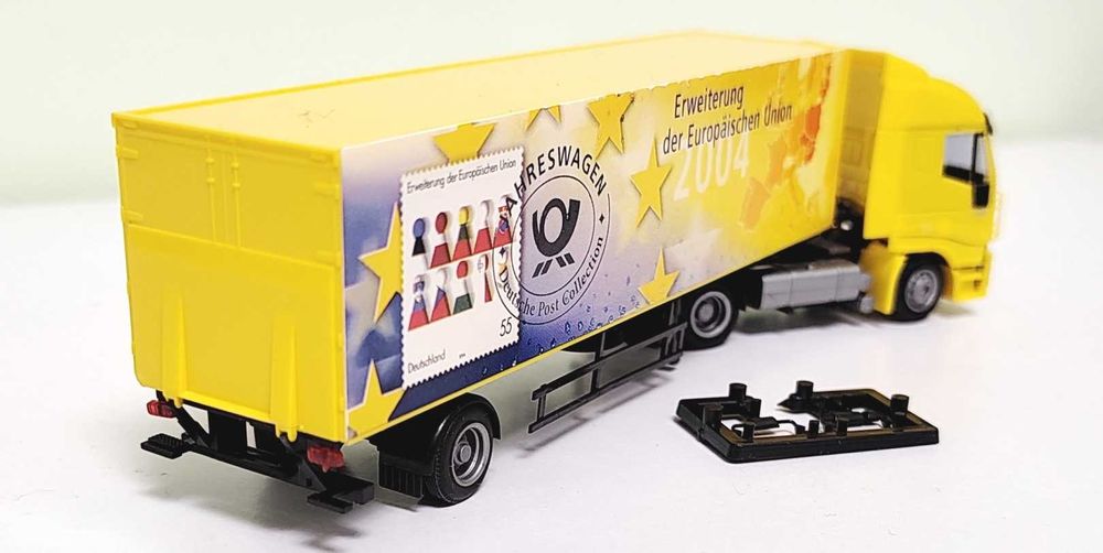 masinuta macheta camion postal Iveco Stralis  AWM nu Herpa scara 1:87