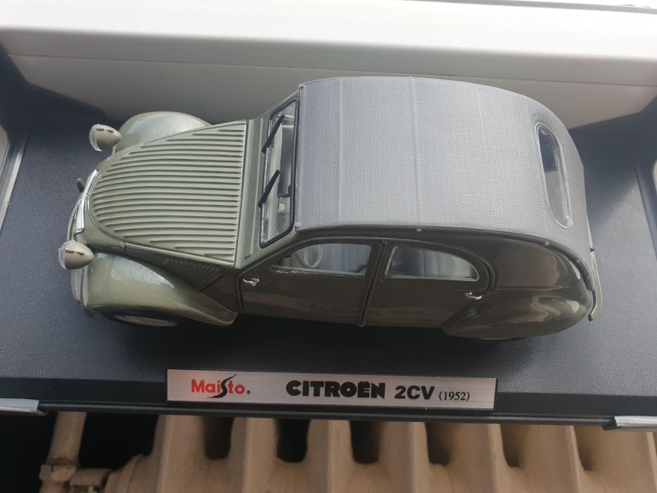 Метална кола Ситроен 2CV 1952г